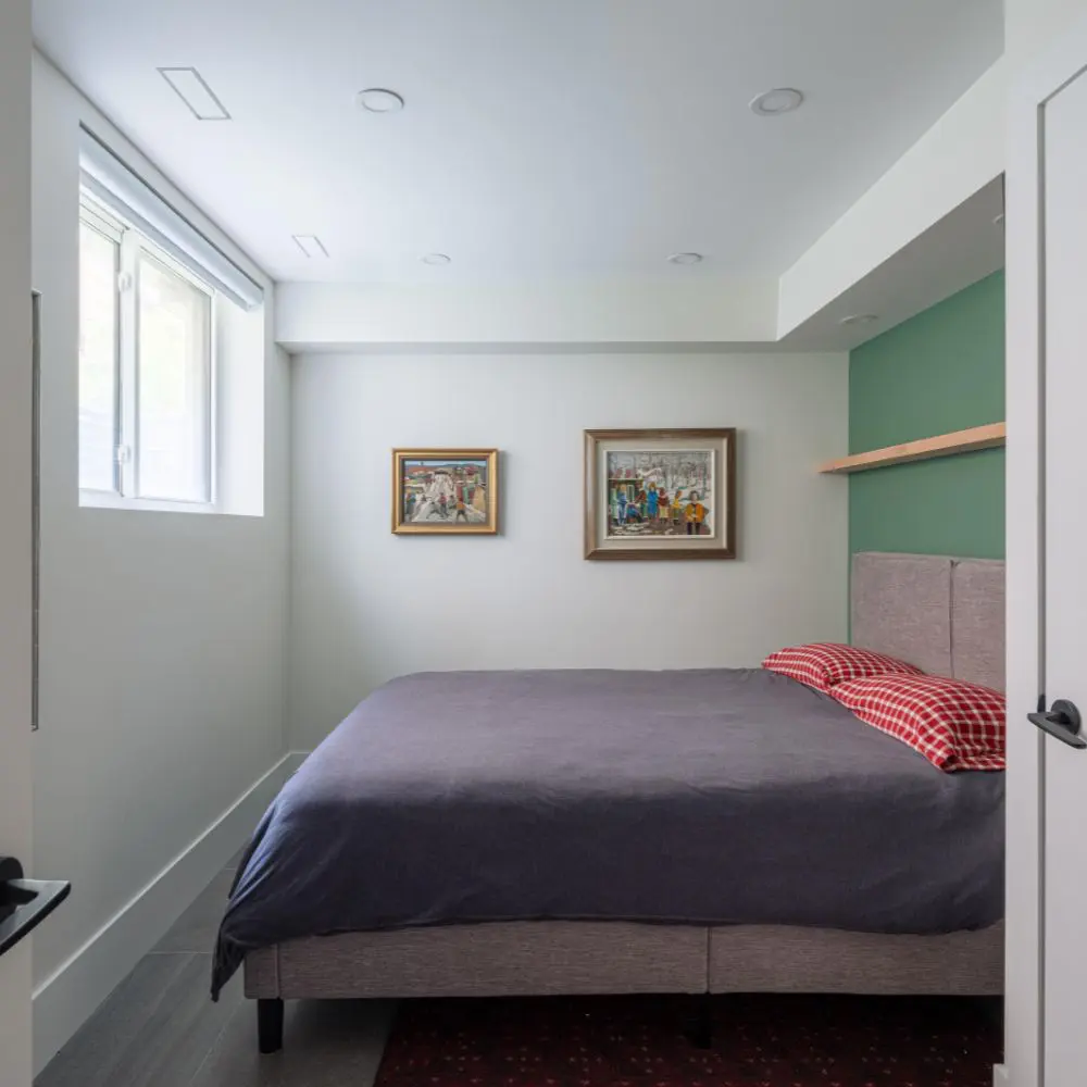 En toronto, canadá, una vivienda de los años 20 renace entre arte, color y funcionalidad