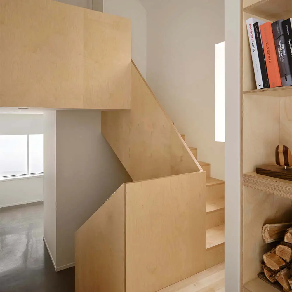 ¿le gustaría refugiarse de la nieve en esta cabaña? ¿le gustaría refugiarse de la nieve en esta cabaña?