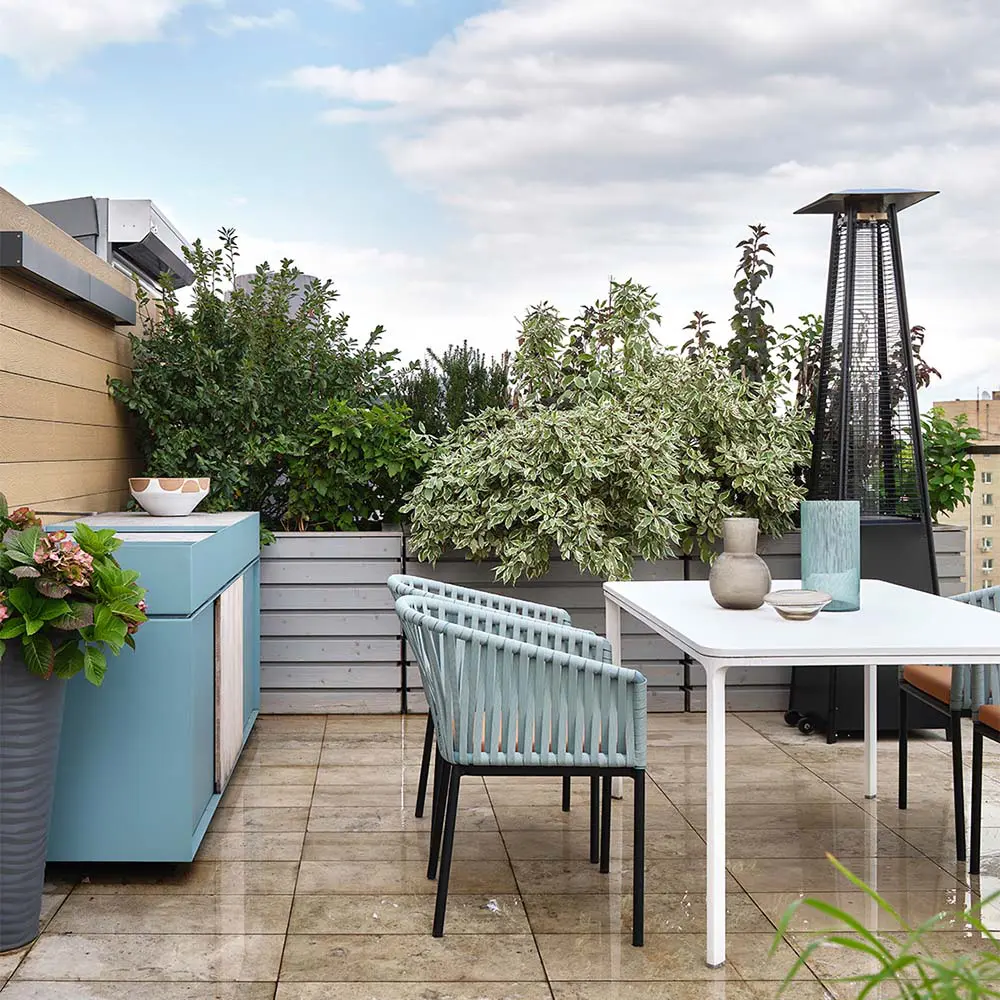 Una ‘casa galería’ donde la luz y el arte construyen una experiencia habitable