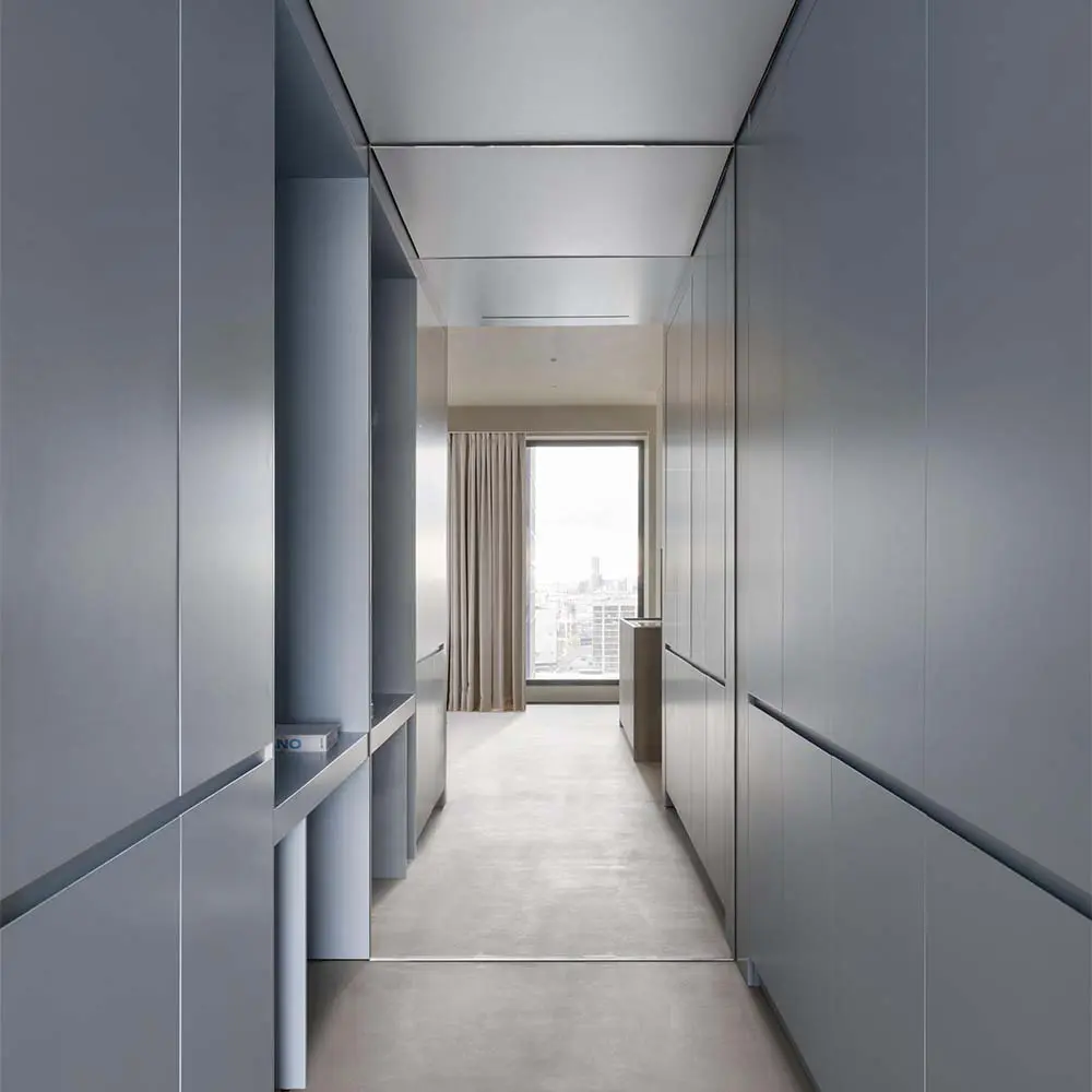 El diseño un interior de esta casa en rusia convierte la arquitectura en un sistema dinámico