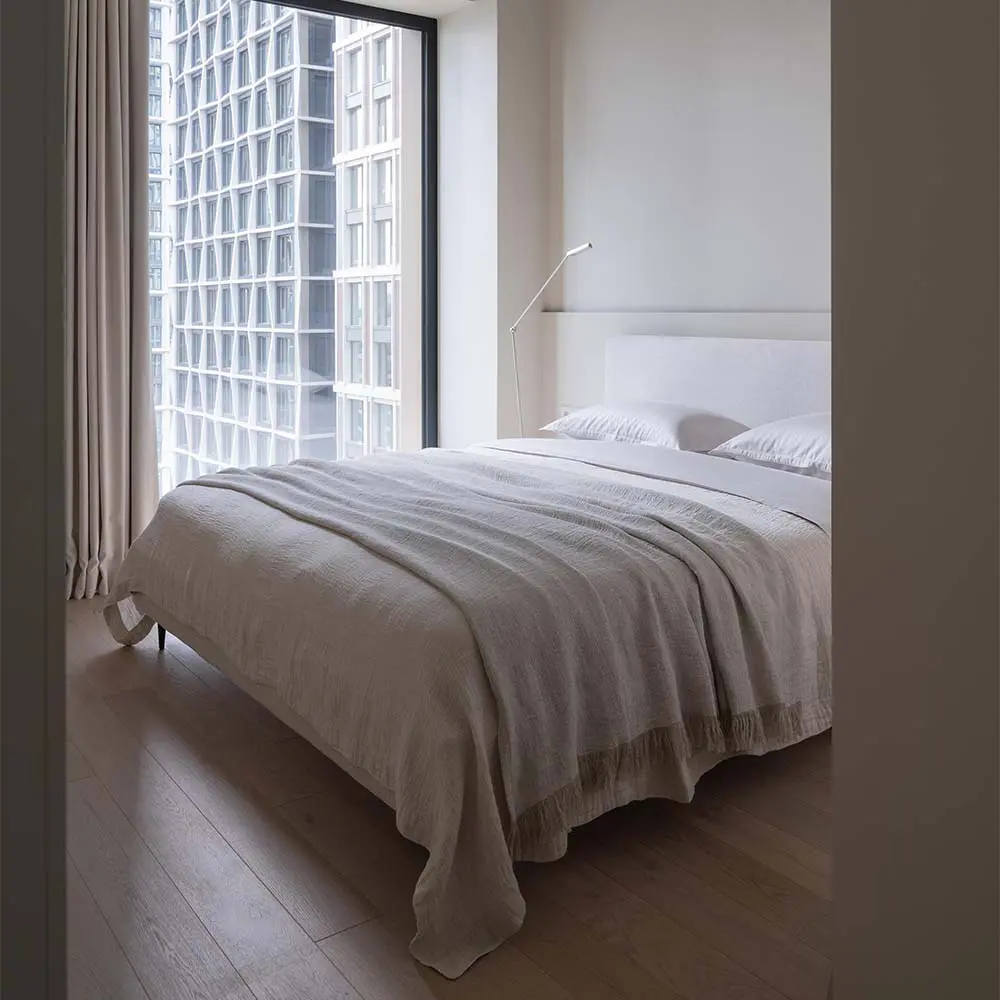 El diseño un interior de esta casa en rusia convierte la arquitectura en un sistema dinámico