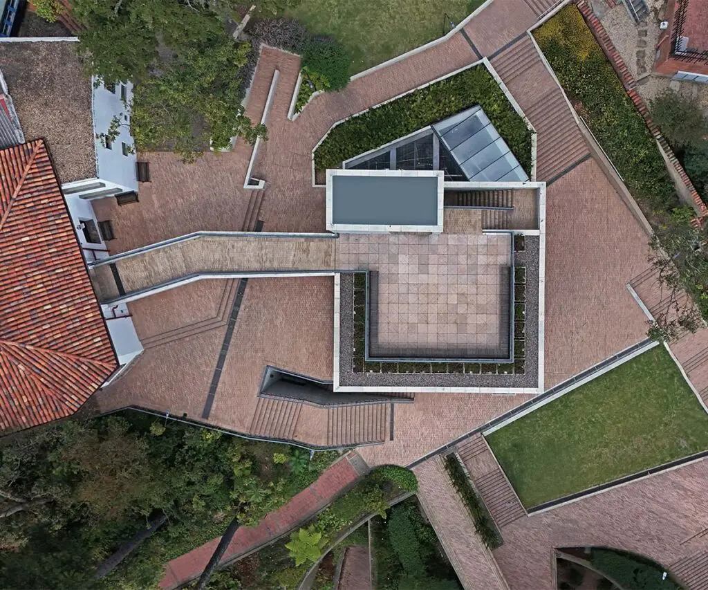 La caja de música: el edificio de la universidad de los andes, un escenario para vivir el arte La caja de música: el edificio de la universidad de los andes, un escenario para vivir el arte