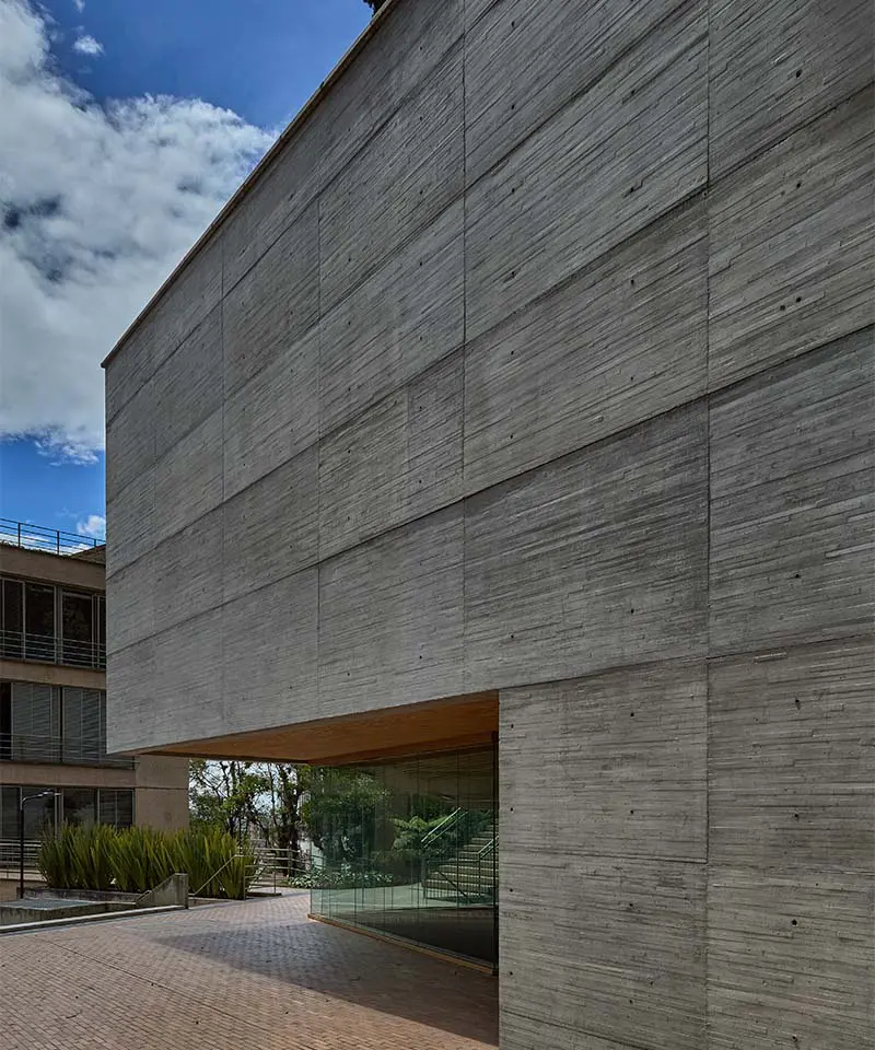 La caja de música: el edificio de la universidad de los andes, un escenario para vivir el arte La caja de música: el edificio de la universidad de los andes, un escenario para vivir el arte