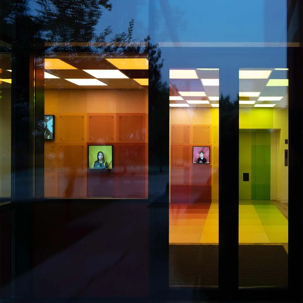 Una renovación institucional en china estructurada por la distribución, el sonido y el color Una renovación institucional en china estructurada por la distribución, el sonido y el color