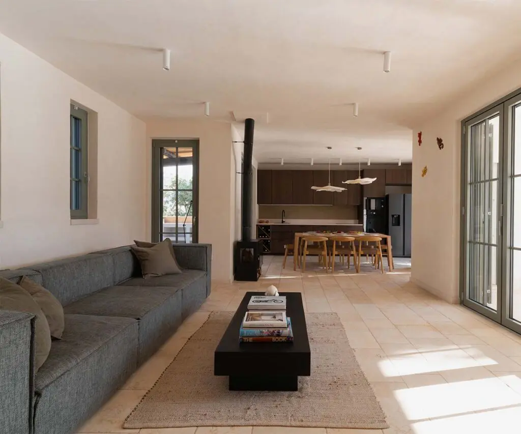 Una casa de vacaciones en italia diseñada para perder la noción del tiempo