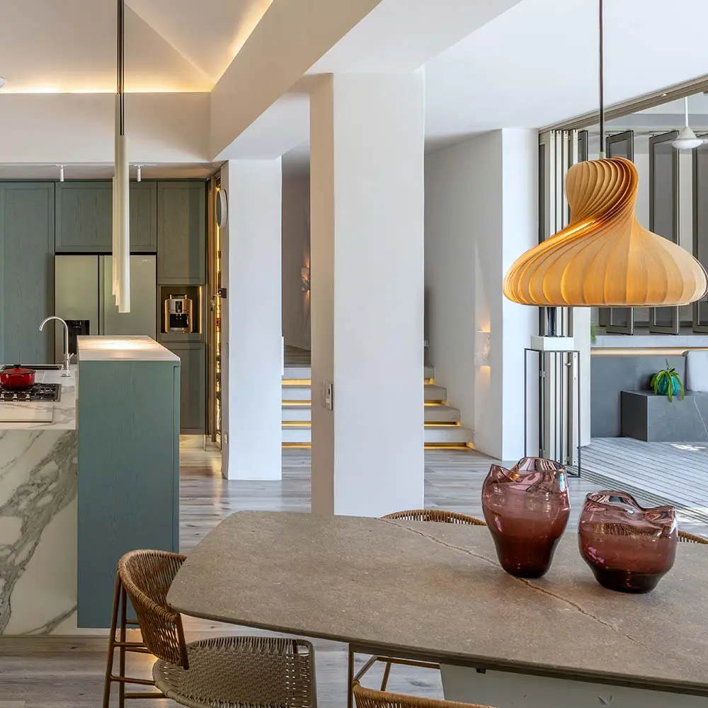 Olvide la cocina blanca: este espacio en girardot usa el color para redefinir toda la casa