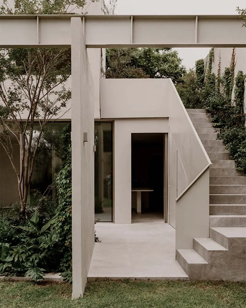 Una casa en méxico diseñada para que el paisaje sea el protagonista