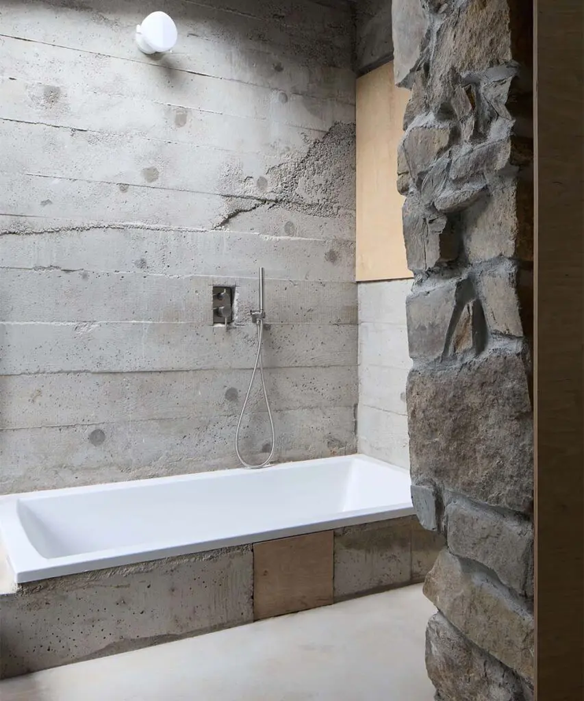 La renovación de esta casa de verano tiene como virtud la sencillez
