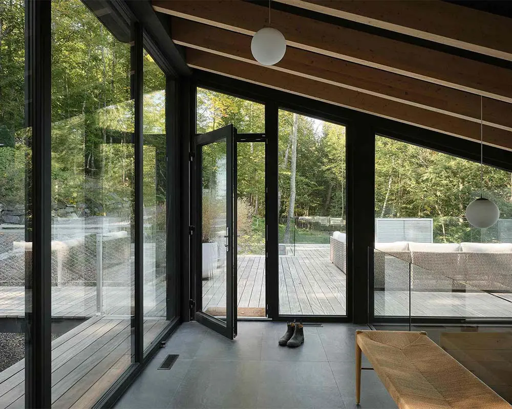 Diseño de casa abierta al paisaje