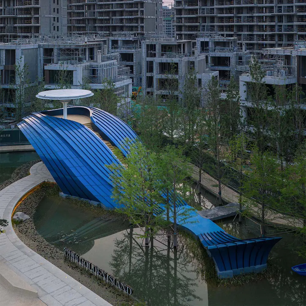 La sorprendente puerta en forma de ballena que da acceso a una residencia en china La sorprendente puerta en forma de ballena que da acceso a una residencia en china