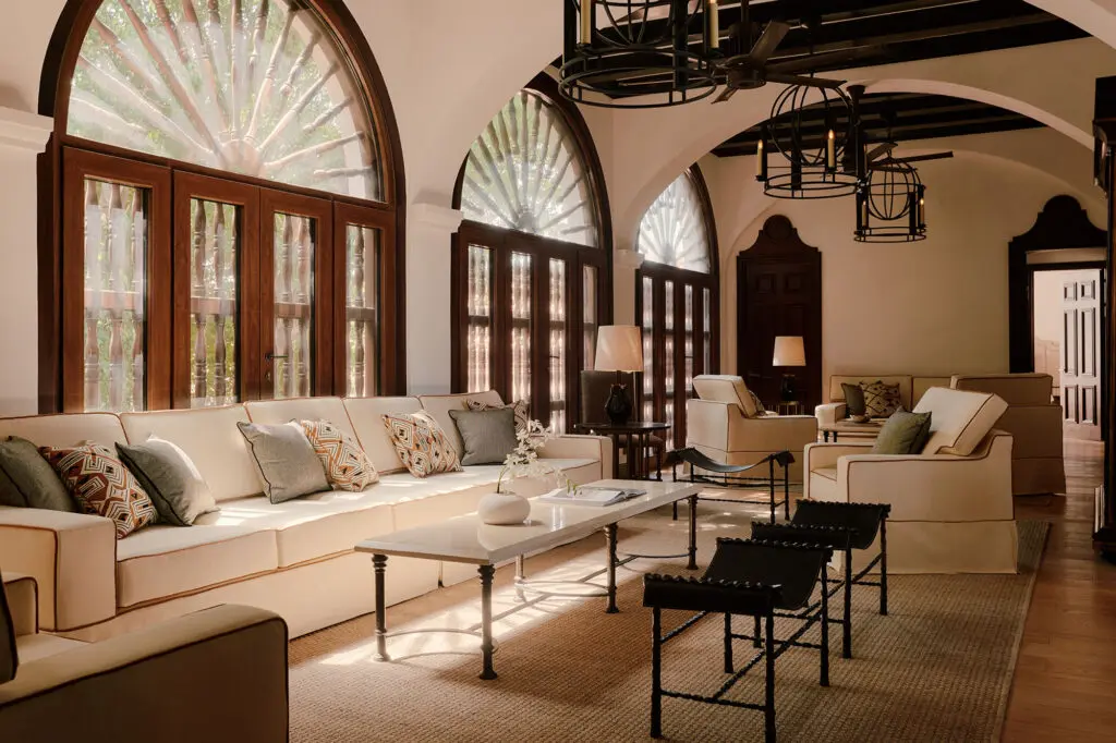 Cinco siglos de hospedaje: la arquitectura del four seasons hotel and residences cartagena Cinco siglos de hospedaje: la arquitectura del four seasons hotel and residences cartagena