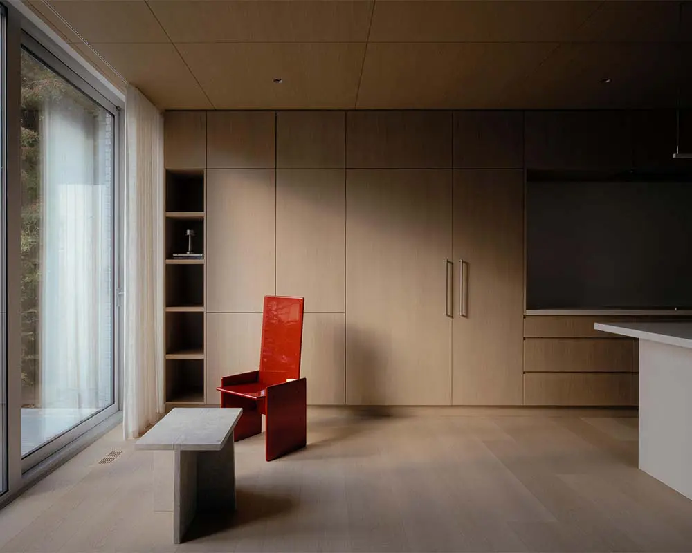 La arquitectura de la luz: una casa que transforma los vacíos en una experiencia