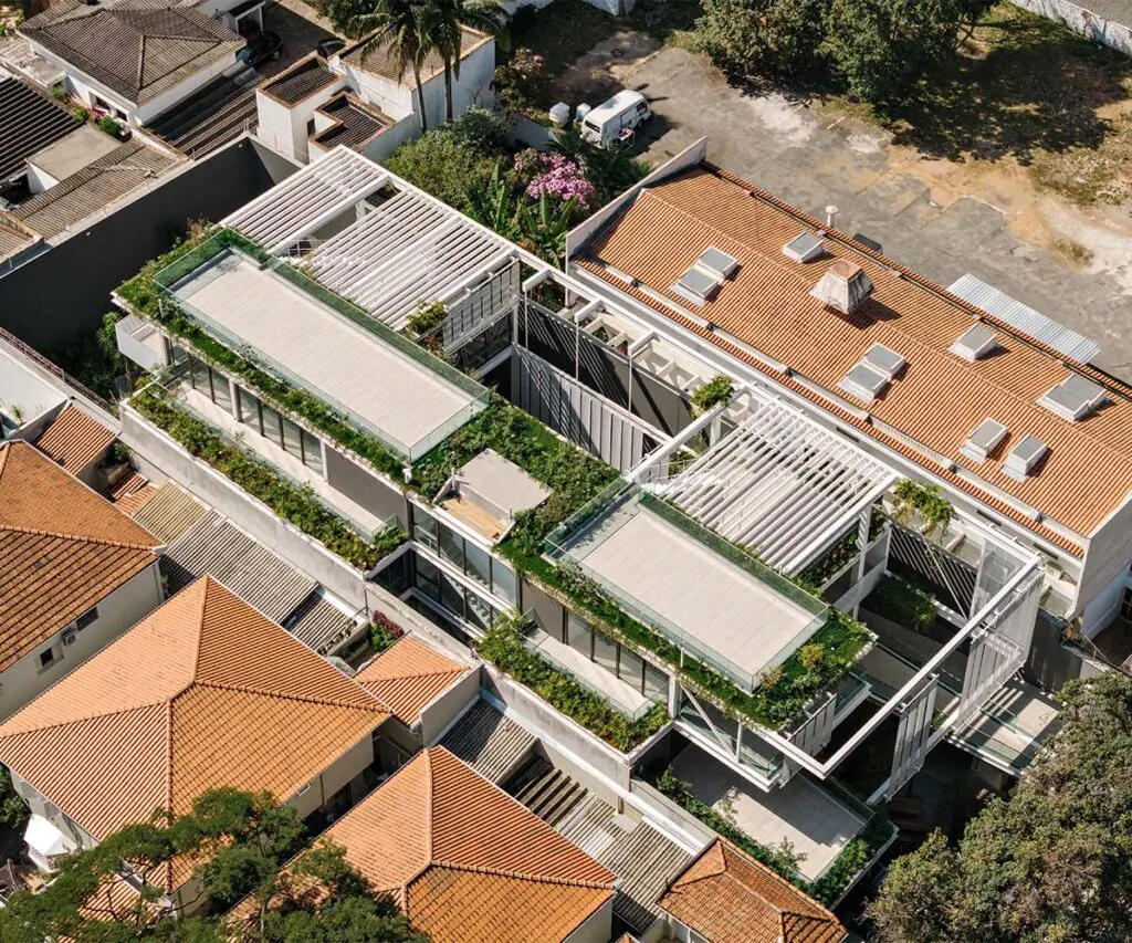 Una nueva forma de trabajar: un edificio donde la ciudad, el paisaje y la oficina son un solo espacio