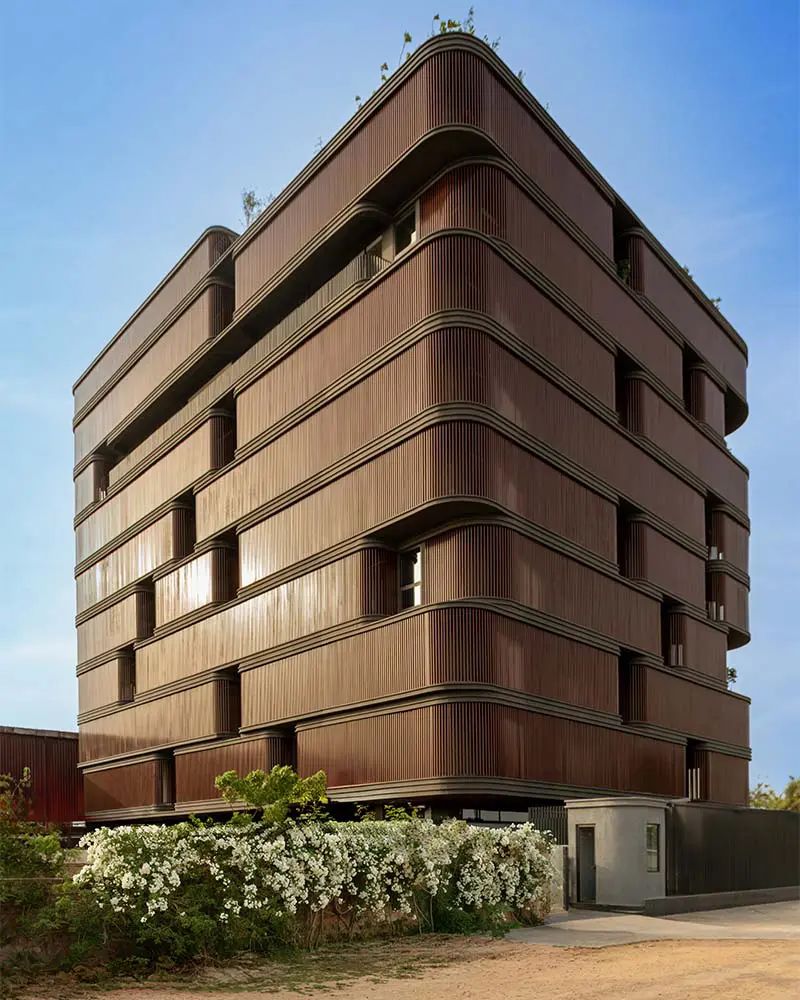 Este edificio de oficinas es un referente de arquitectura especial para climas extremos