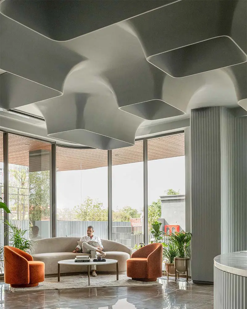 Este edificio de oficinas es un referente de arquitectura especial para climas extremos