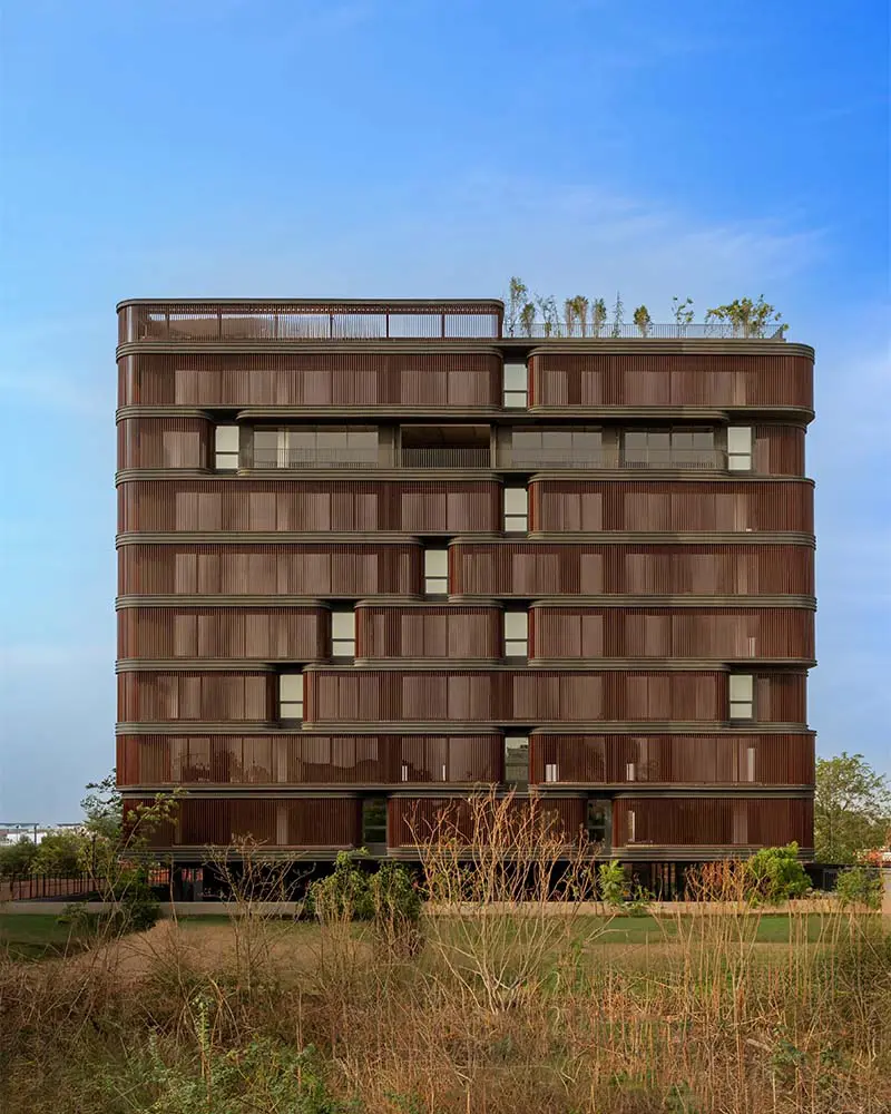 Este edificio de oficinas es un referente de arquitectura especial para climas extremos