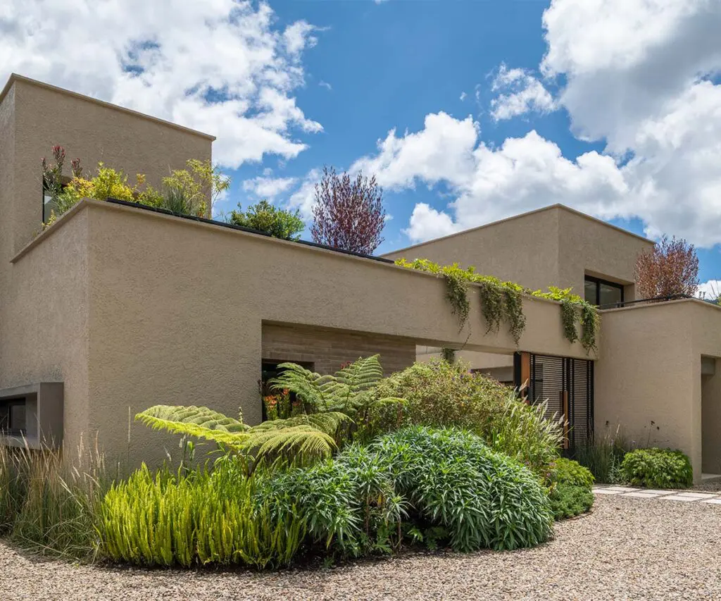 Olvídese del jardín como adorno: una casa donde la arquitectura paisajista es protagonista Olvídese del jardín como adorno: una casa donde la arquitectura paisajista es protagonista