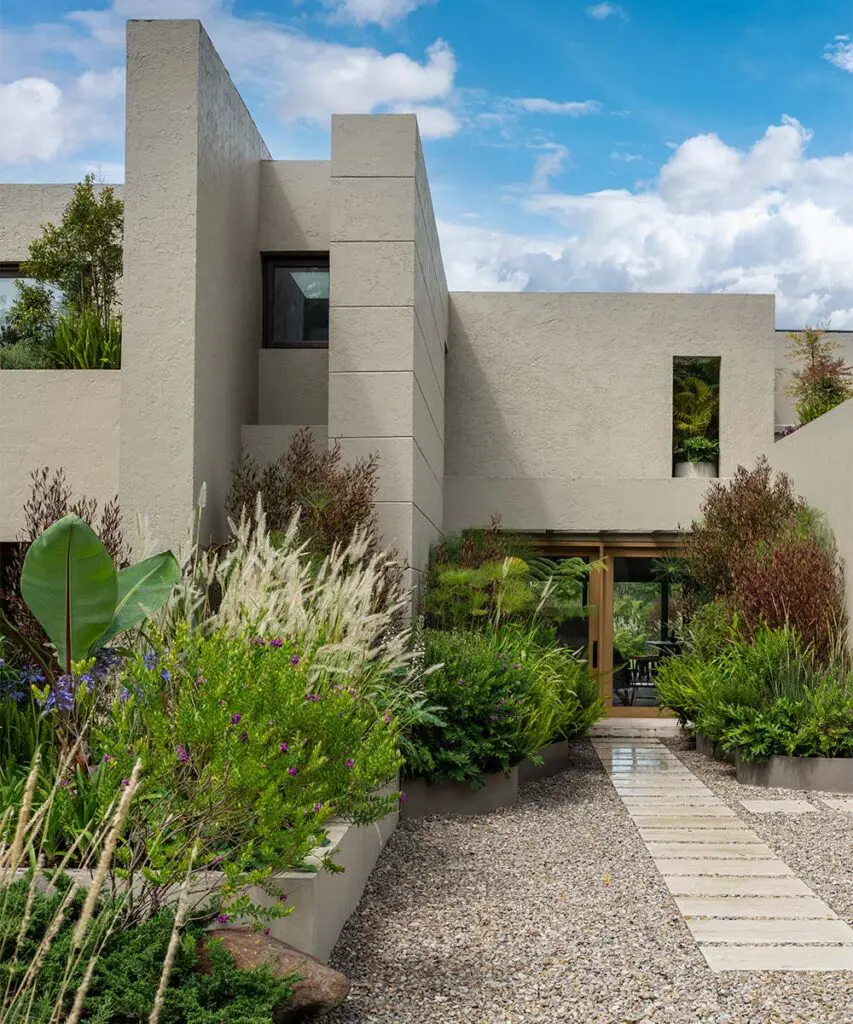 Olvídese del jardín como adorno: una casa donde la arquitectura paisajista es protagonista Olvídese del jardín como adorno: una casa donde la arquitectura paisajista es protagonista
