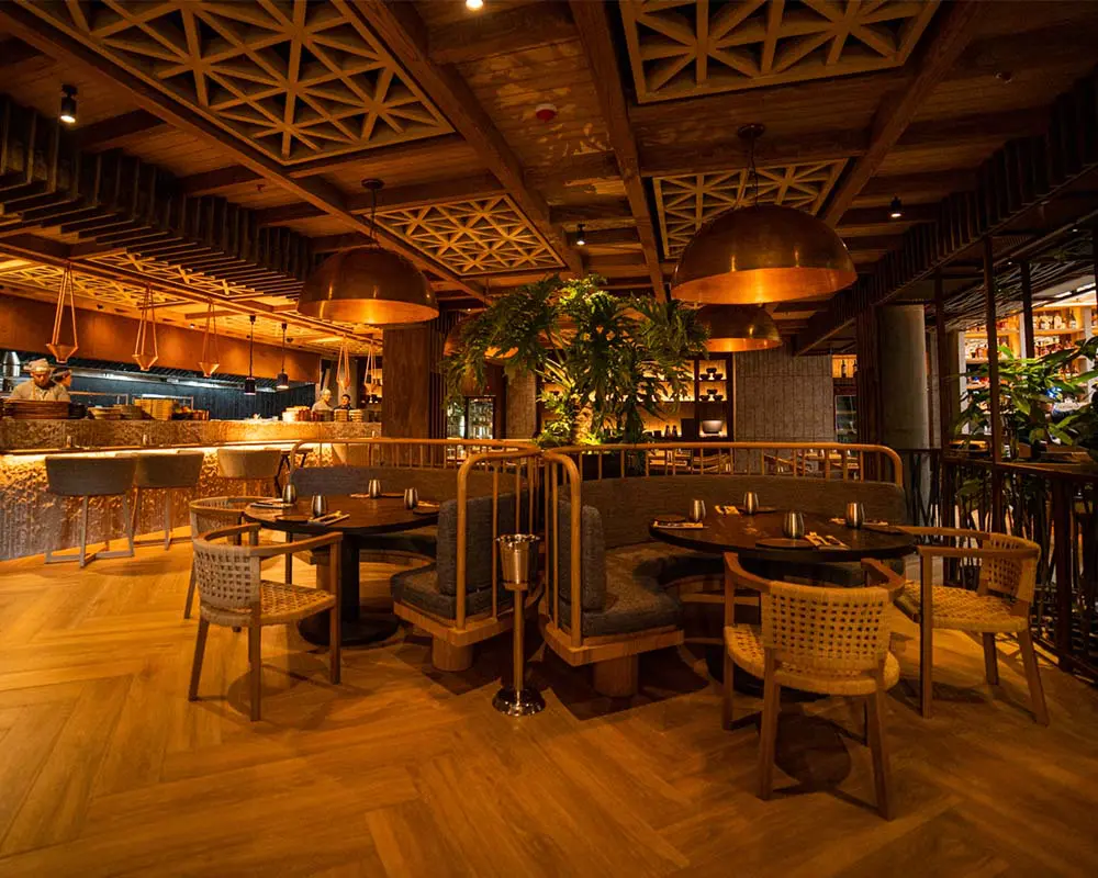 Los detalles japoneses que definen el interior del diseño del restaurante dondoh