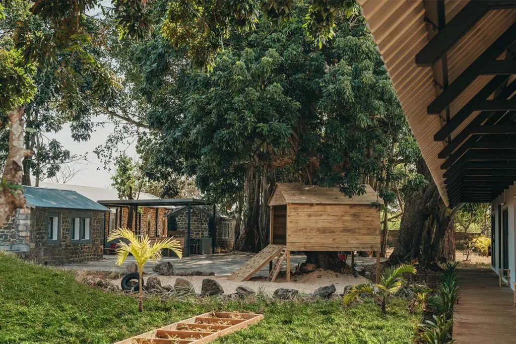 Este jardín infantil es un ejemplo de la buena arquitectura sostenible Este jardín infantil es un ejemplo de la buena arquitectura sostenible