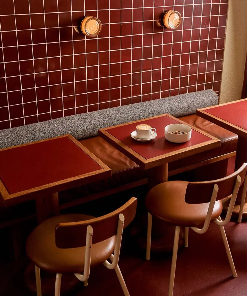 Un café en bogotá que transforma un pequeño local de chapinero alto en una experiencia cotidiana Un café en bogotá que transforma un pequeño local de chapinero alto en una experiencia cotidiana
