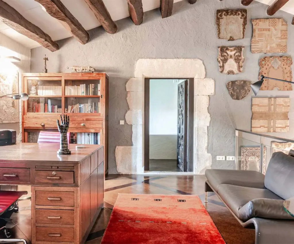 Descubra una masía catalana del siglo xv: un viaje por la arquitectura de casa rufina