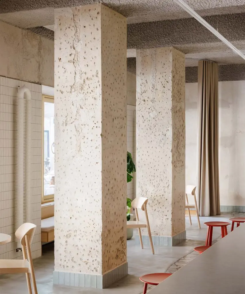 Un restaurante que transforma su arquitectura según el momento del día