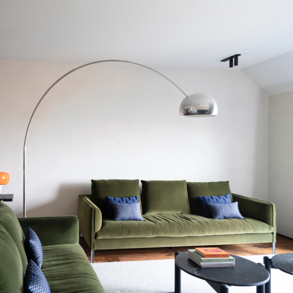 Así fue como se dividió un 'penthouse' en la costa siciliana para crear varios apartamentos de lujo Así fue como se dividió un 'penthouse' en la costa siciliana para crear varios apartamentos de lujo