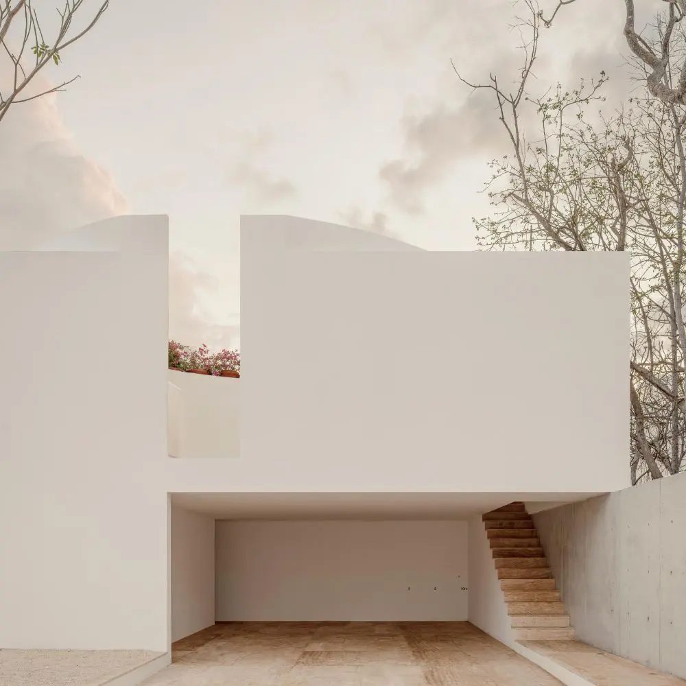 Esta casa a la orilla del mar busca hacerlo sentir en la playa todo el tiempo