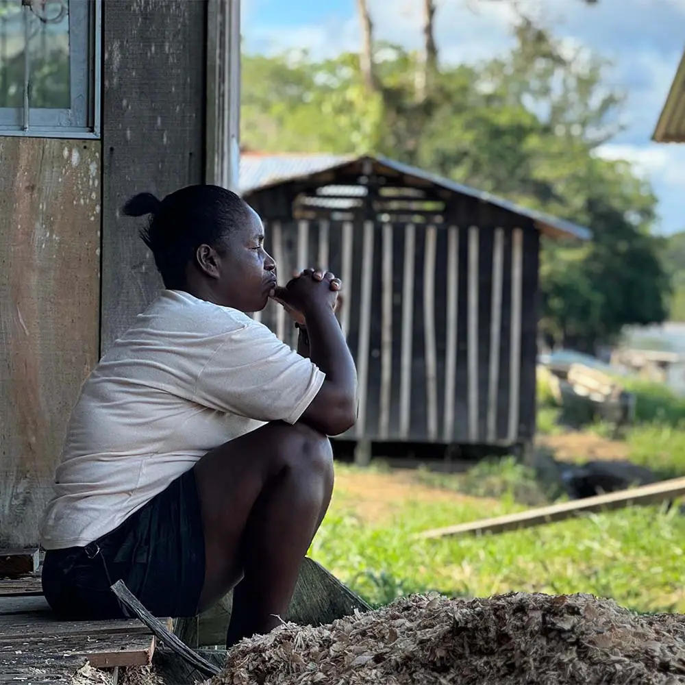La historia de las comunidades afrodescendientes del chocó que transformaron el oficio de la madera La historia de las comunidades afrodescendientes del chocó que transformaron el oficio de la madera