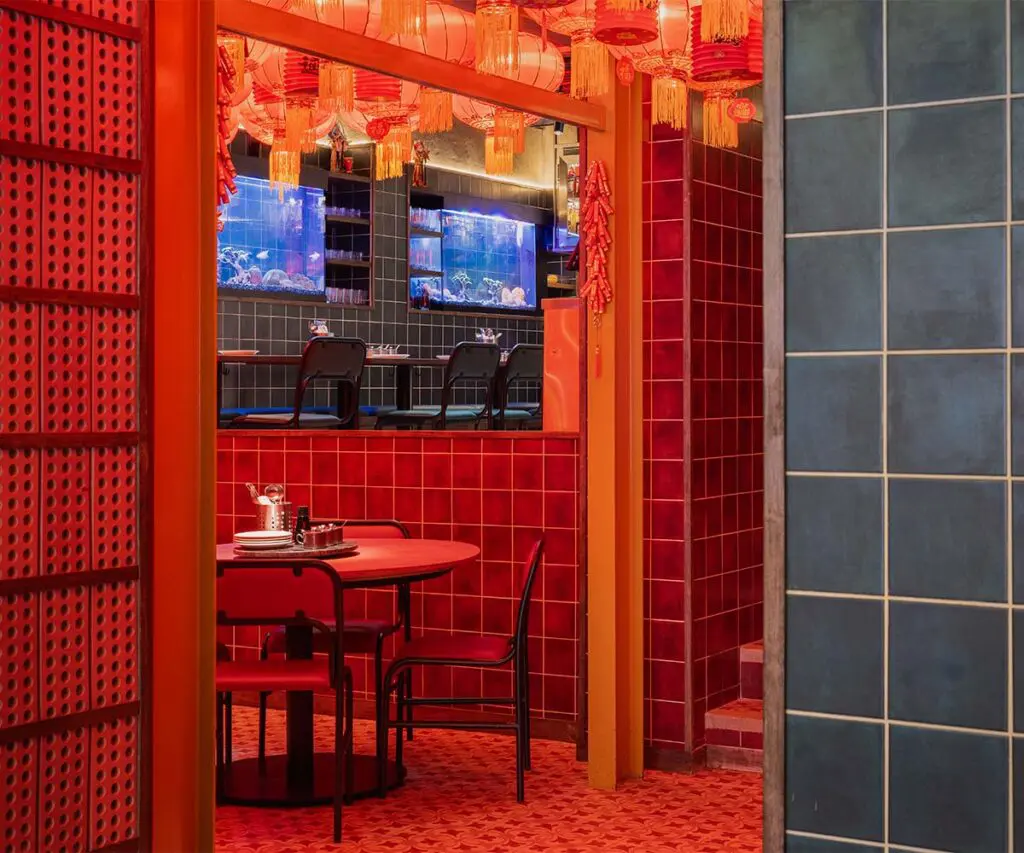 Leidy mei, el restaurante de álvaro clavijo en bogotá, inspirado en la estética de los barrios chinos