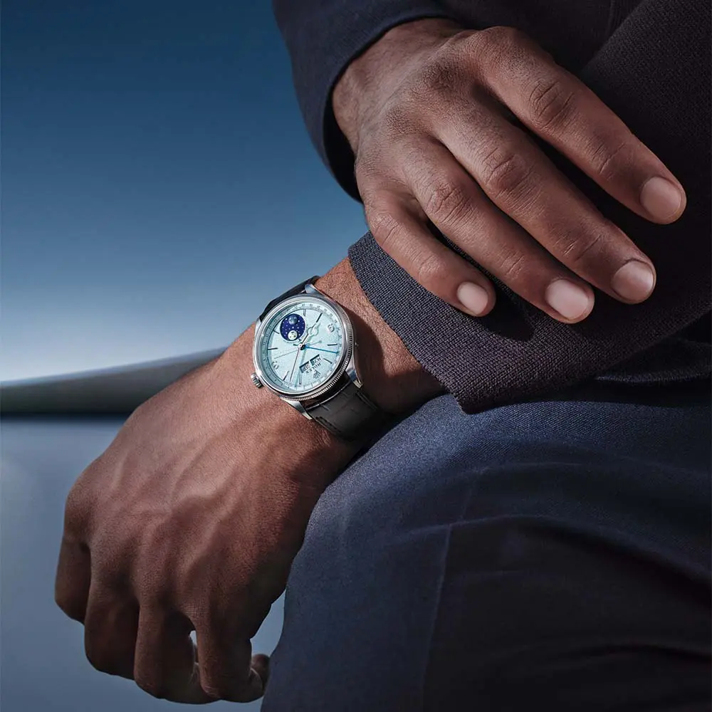 Un rolex que une la precisión mecánica con la magia de las fases lunares