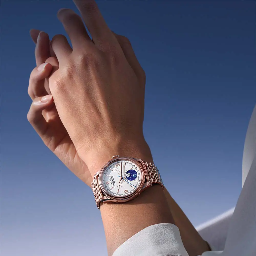 Un rolex que une la precisión mecánica con la magia de las fases lunares