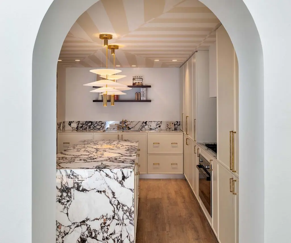 El diseño de una vivienda antigua que se transformó en una residencia estudiantil de lujo El diseño de una vivienda antigua que se transformó en una residencia estudiantil de lujo