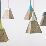Lámparas Pulpites, realizadas en cerámica y papel reciclado, por la marca de diseño Dear Human en Ventura Lambrate, 2015.