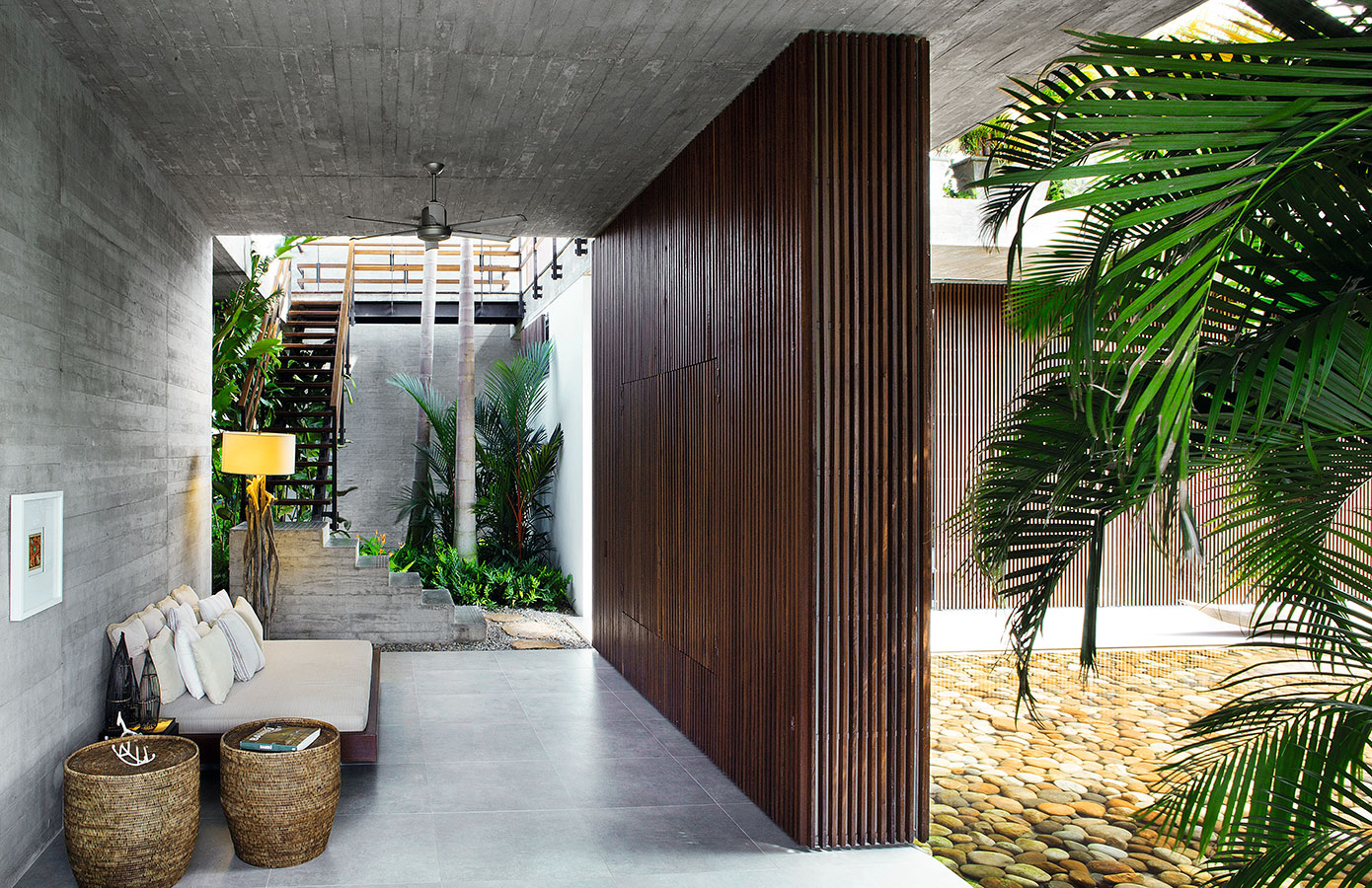 Racionalismo tropical: arquitectura de concreto y madera en una tierra cálida colombiana