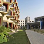 arquitectura axxis revista 12 Bloques asimétricos de color en arquitectura india