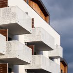 pietri architectes revista axxis 2 Madera y Zinc: dos materiales naturales que al juntarse crean una mezcla arquitectónica perfecta