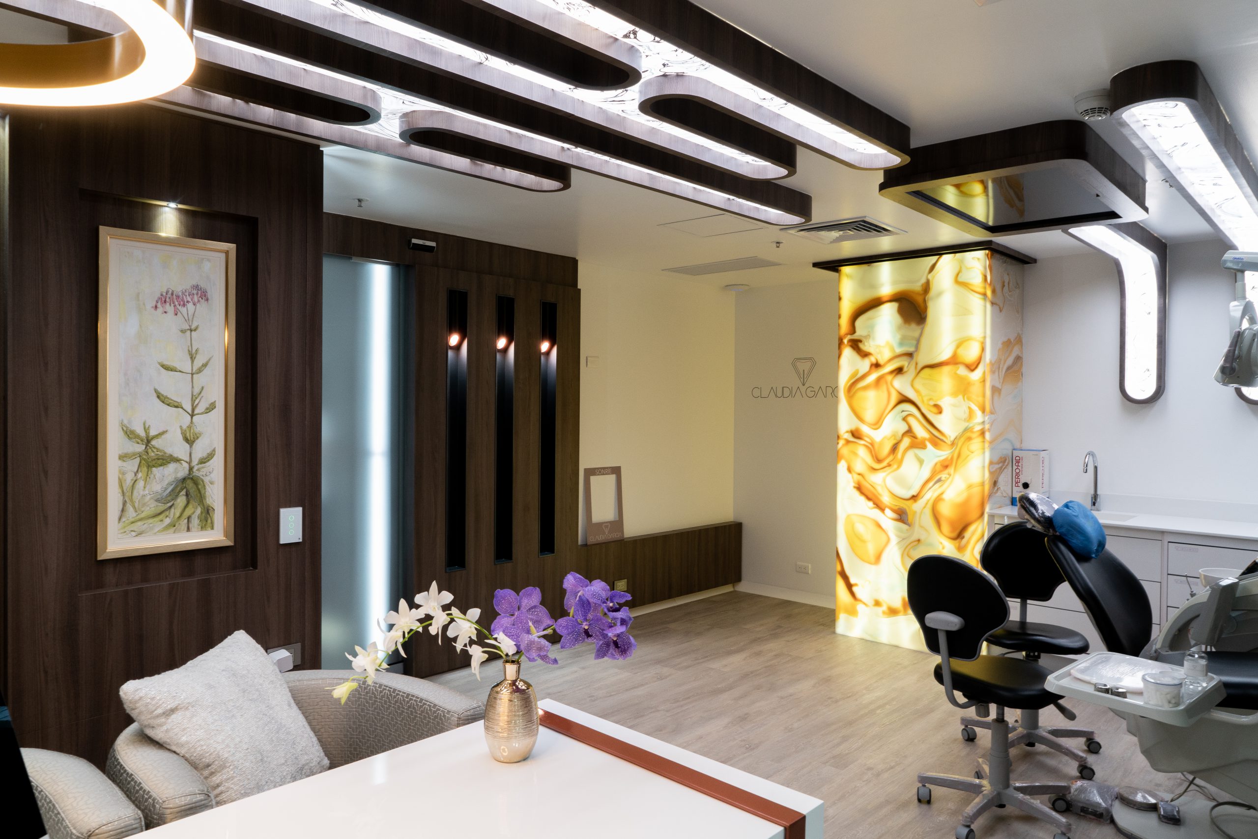 Exclusividad, estilo e interiorismo se unen en este consultorio odontológico de Medellín