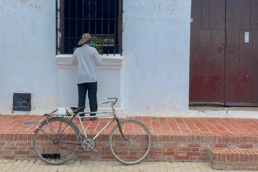 MOMPOX CONTEXTO 20 Los centros históricos del Caribe colombiano: patrimonios vivos