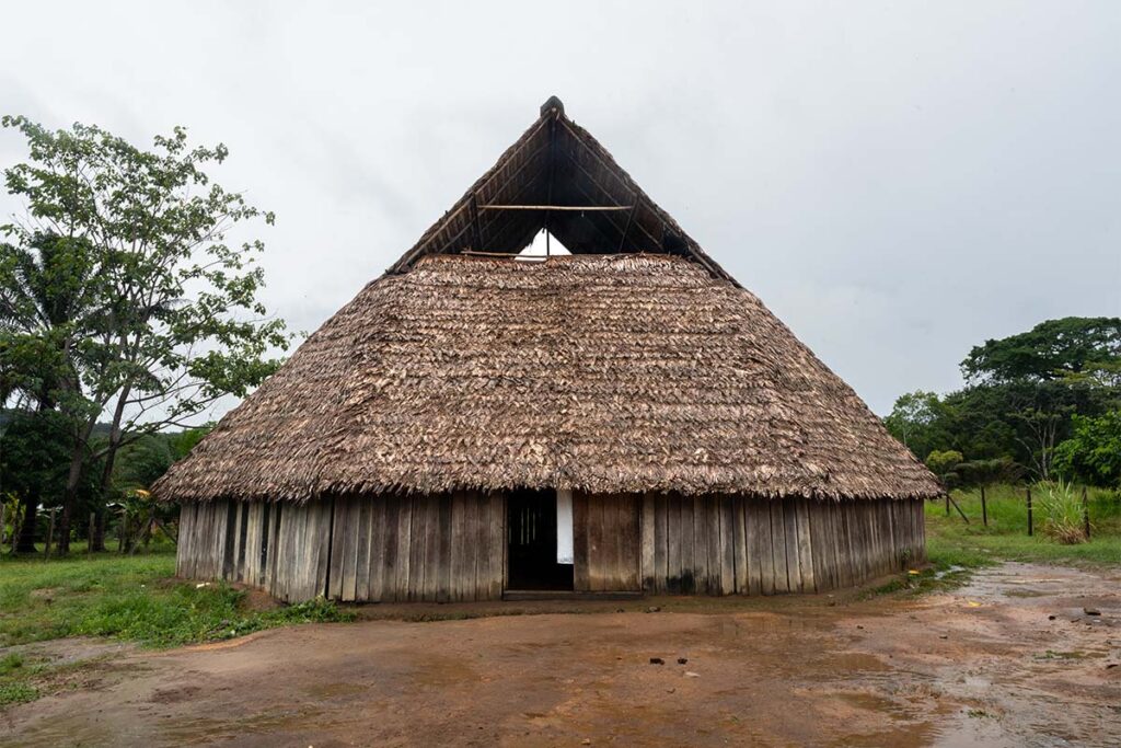Tejer sentimientos: la maloca andoque como refugio de la memoria en Caquetá 10 Caqueta maloca 9 Tejer sentimientos: la maloca andoque como refugio de la memoria en Caquetá
