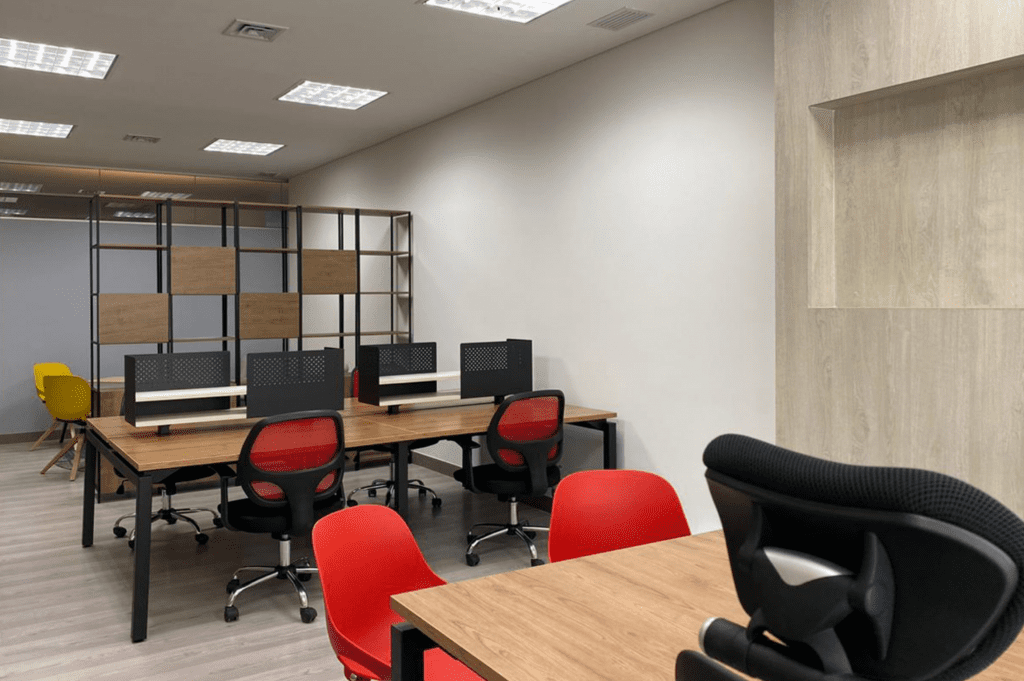 ¿cómo adecuar una oficina pequeña y transformarla en un espacio multifuncional?