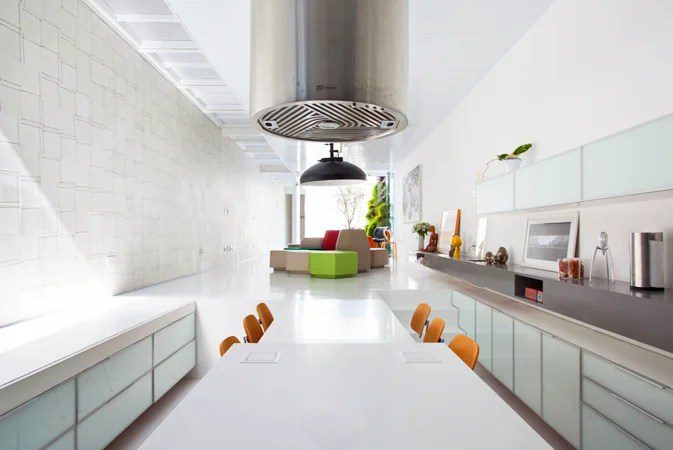 Conozca esta increíble casa construida en un terreno de 4x30 mts