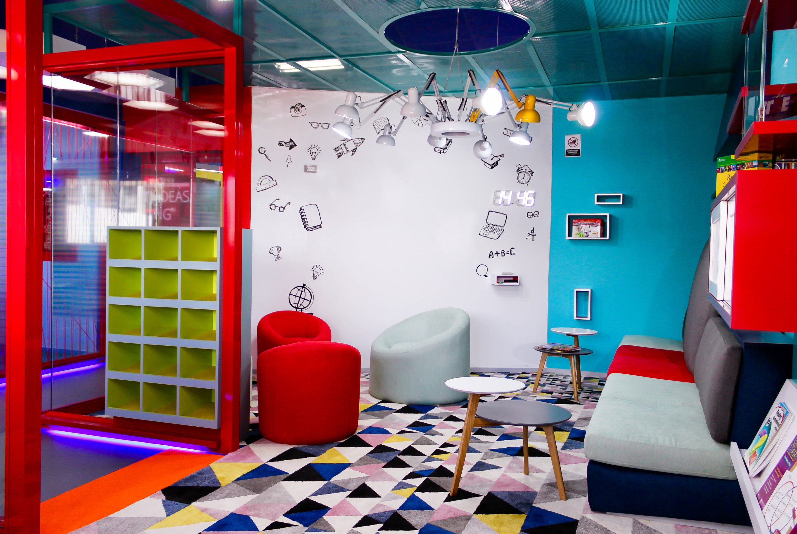 Este colegio rompe el molde Este colegio rompe el molde