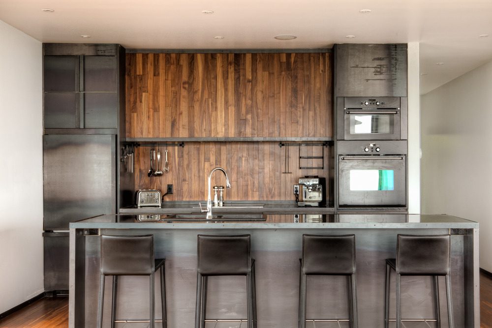 Esta cabaña incrustada en la parte más alta de una montaña, tiene la mejor vista del mundo