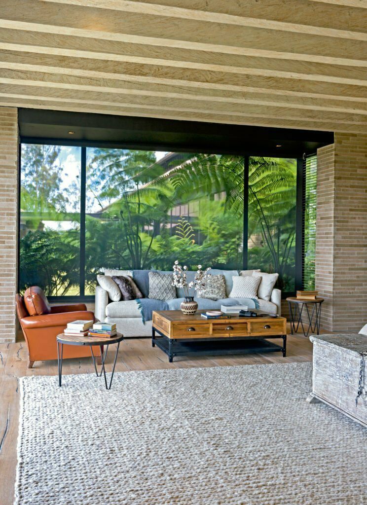 Floreros, una pieza mágica en decoración que puede transformar el hogar