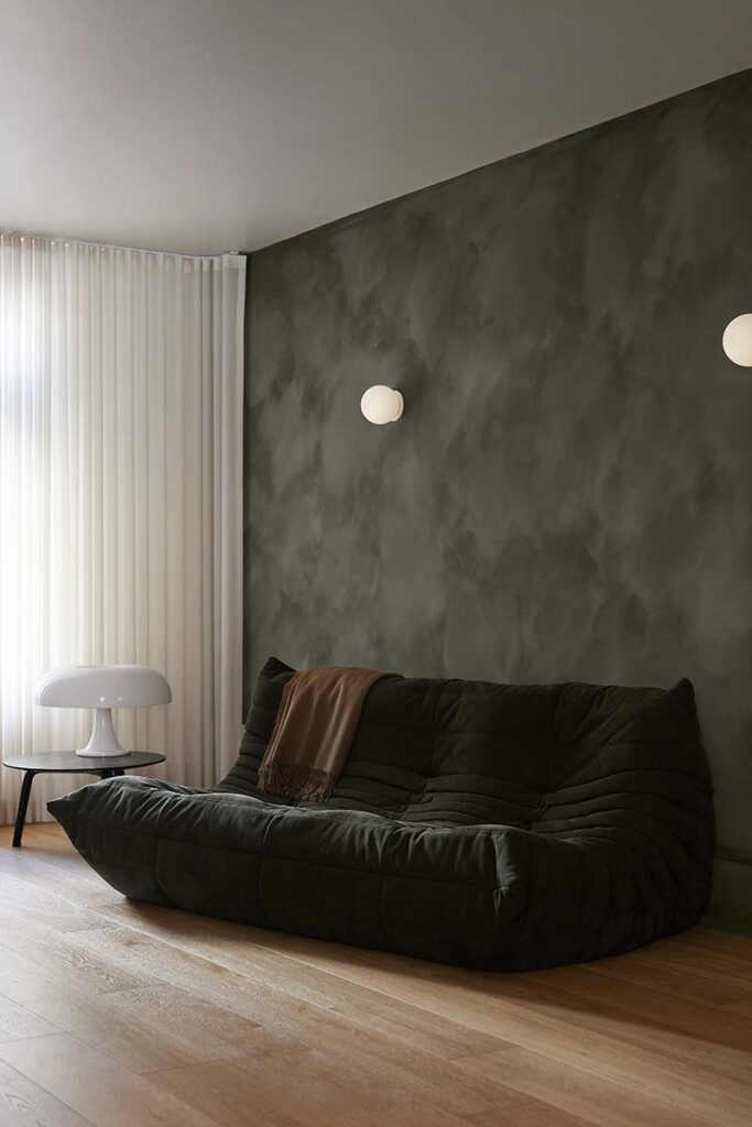 Una sensación llena de contrastes: así es el diseño de este apartamento en canadá