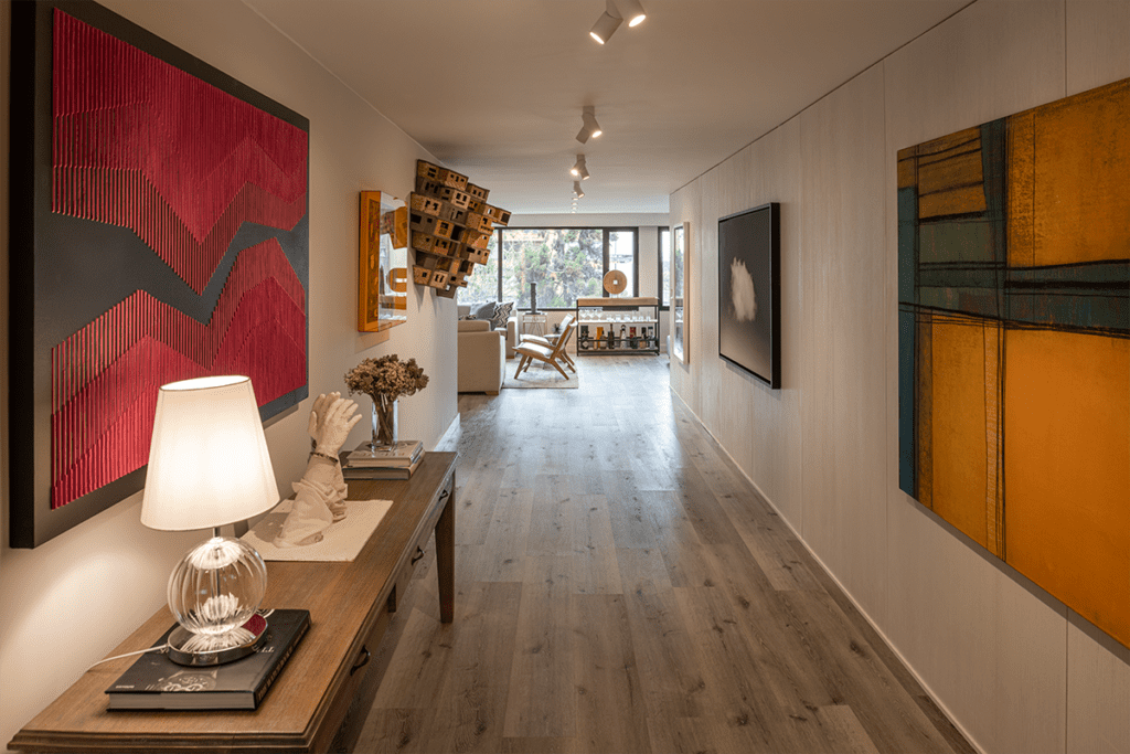 Los arquitectos ensamblaron dos apartamentos en uno en este proyecto en bogotá