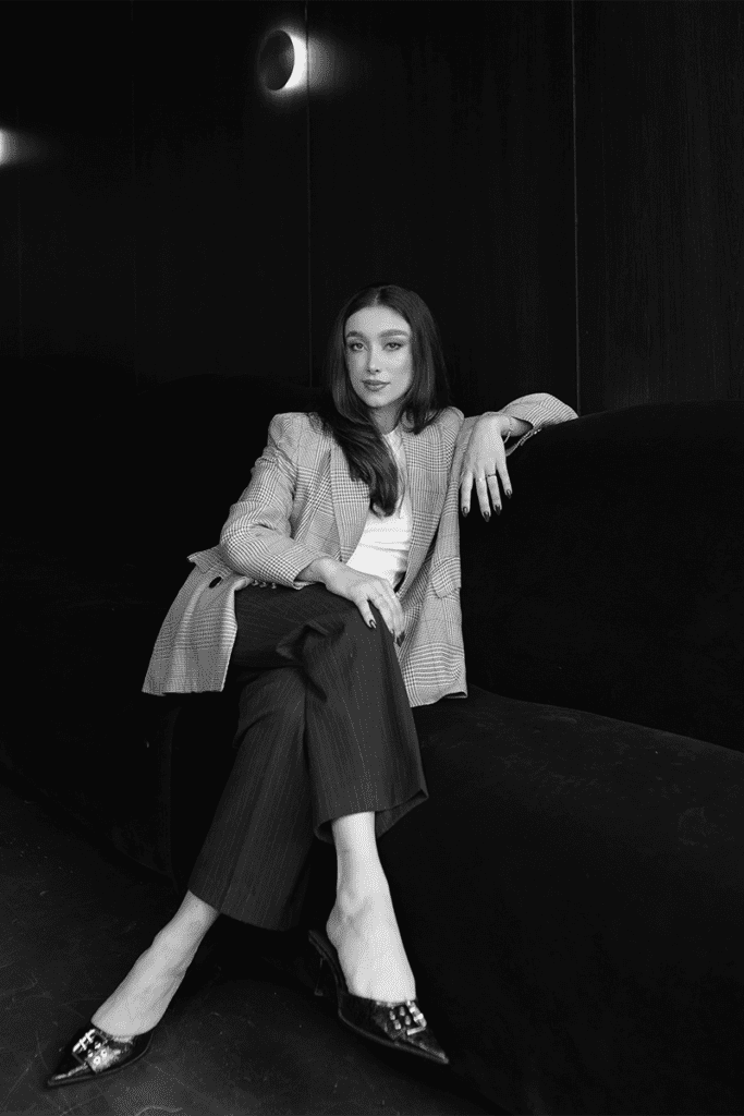 Este es el diseño de un bar en bogotá que revive los años veinte