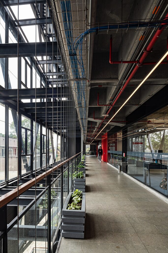 Arquitectura expuesta y abierta: el punto de partida de este estudio antioqueño